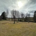 Waldruhe Im Mit Pool Appartement *
