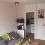 Lägenhet Mit Pool Am