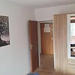 Mit Pool Am Lägenhet *